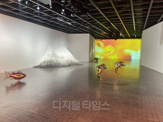 필립 파레노 개인전 '보이스'(VOICES) 전시 전경. 사진=박은희 기자